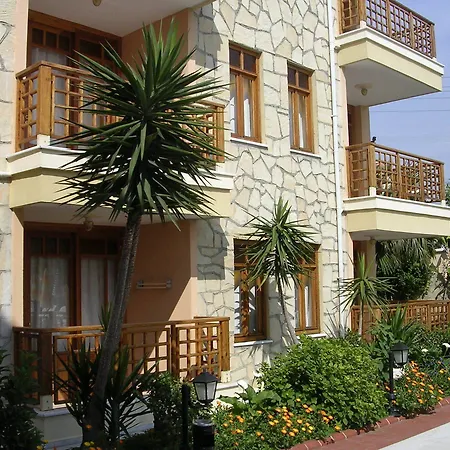 Ξενοδοχείο με διαμερίσματα Nar 2*